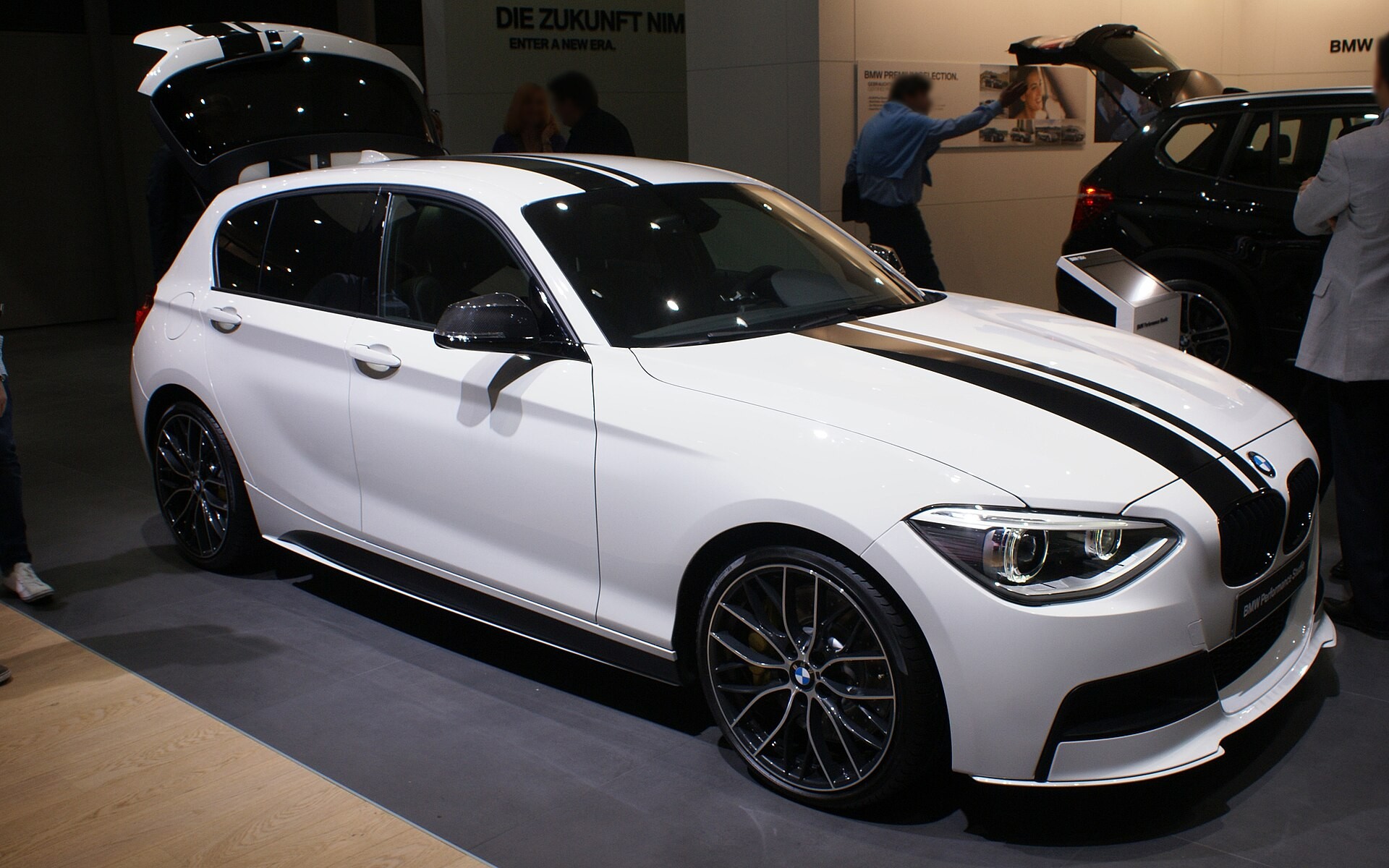 ​BMW начинает поставки в Россию представителей новой линейки iPerformance